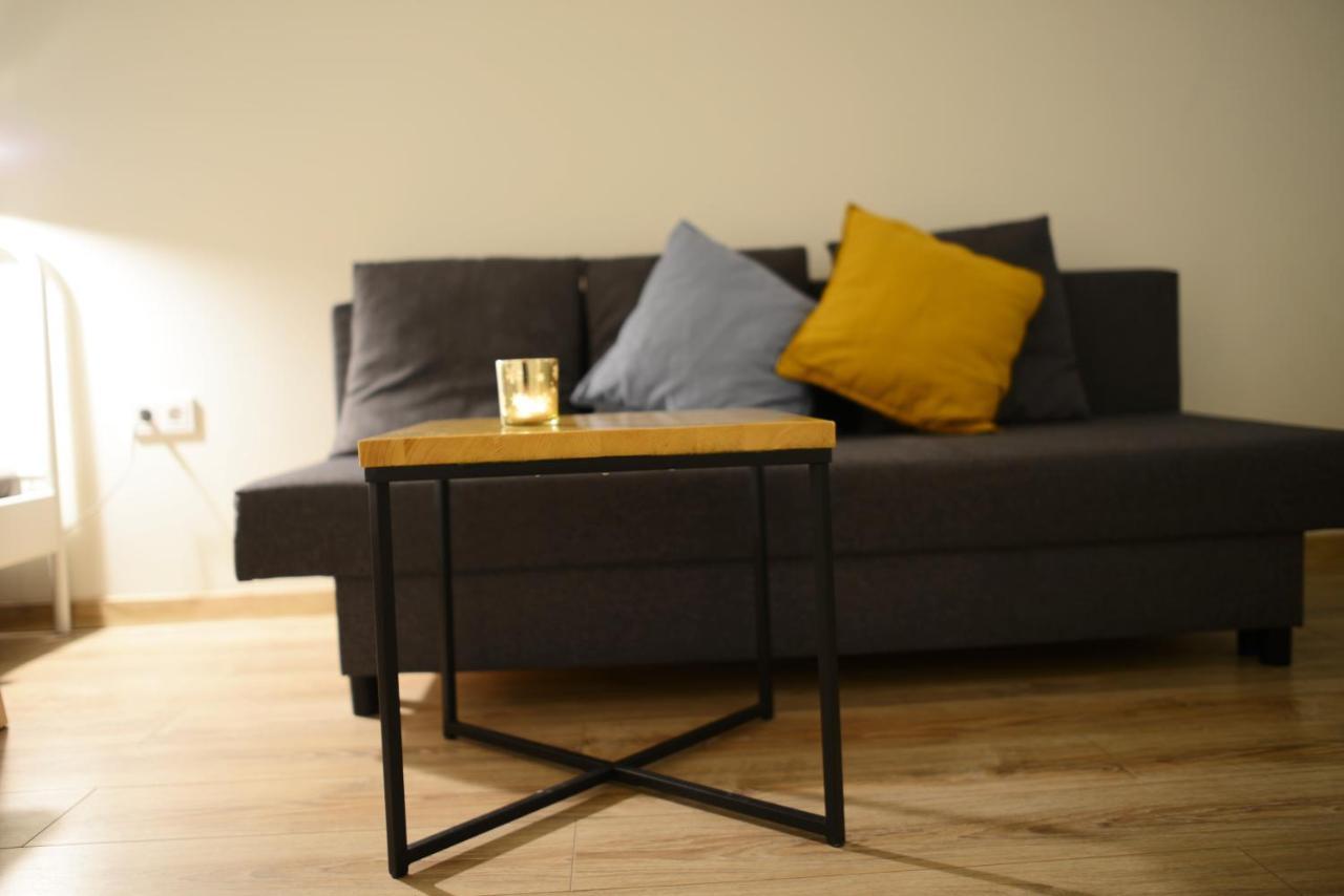 Old Town Center Apartment